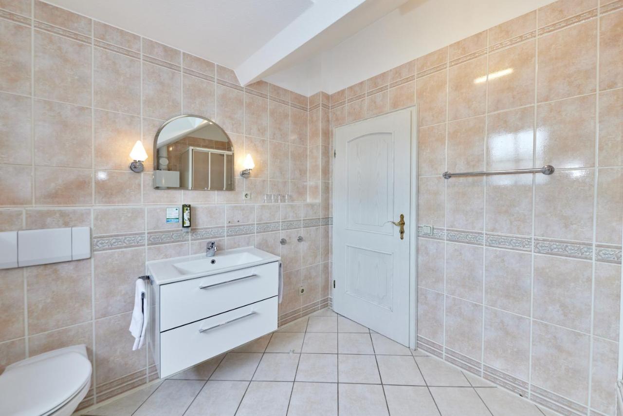Hotel Sankt Maximilian Bernkastel-Kues Eksteriør billede